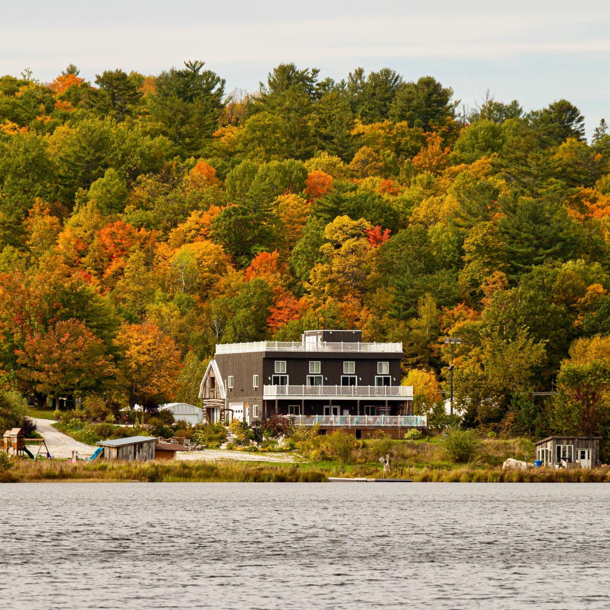 Resort Lac Ste-Marie Lac Sainte-Marie Eksteriør billede